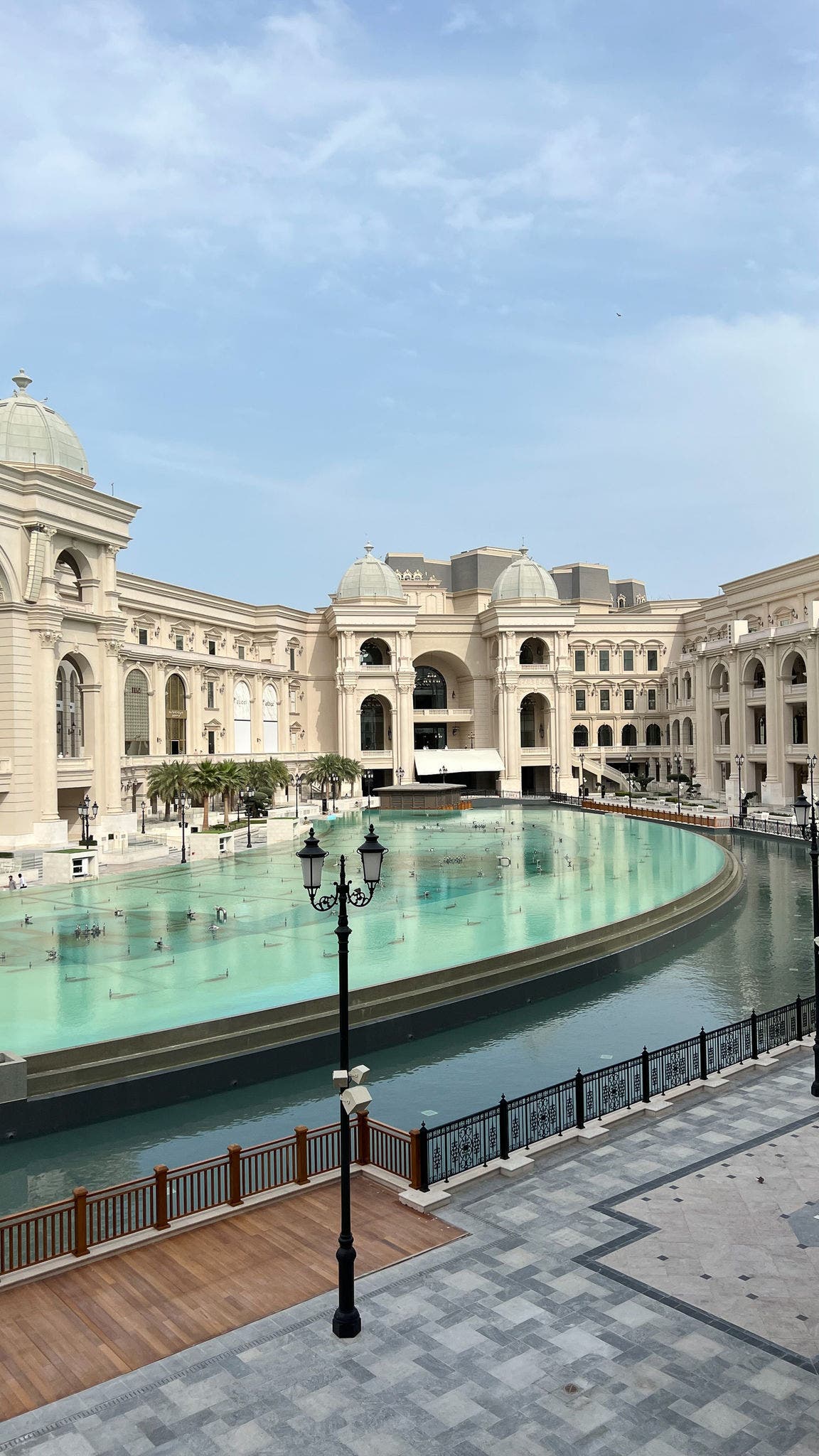 旺多姆广场 (Place Vendôme)