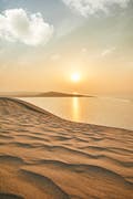 豪尔艾乌达德海滩 (Khor Al Adaid Beach)