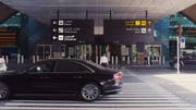3. 租赁豪华轿车