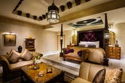 多哈沙克度假村丽思卡尔顿酒店 (The Ritz-Carlton Sharq Village)  