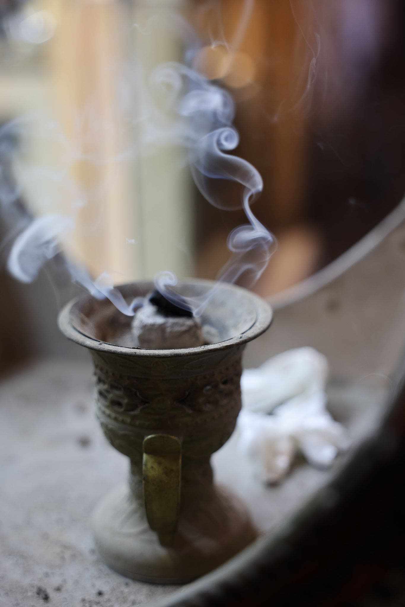 沉香的神圣香气